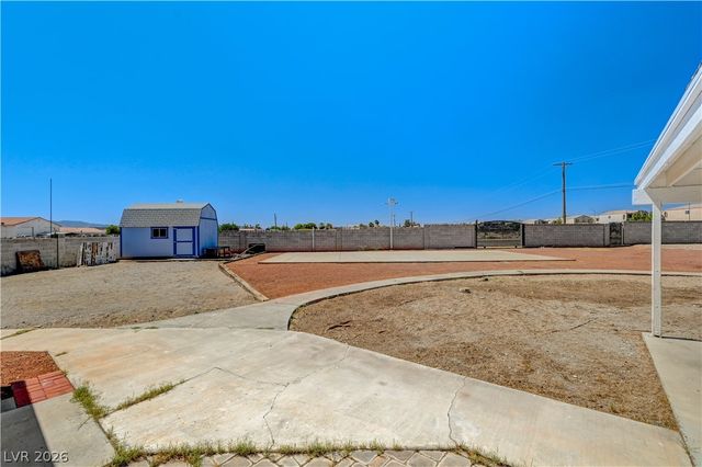7477 Ullom Drive, Las Vegas, NV 89139