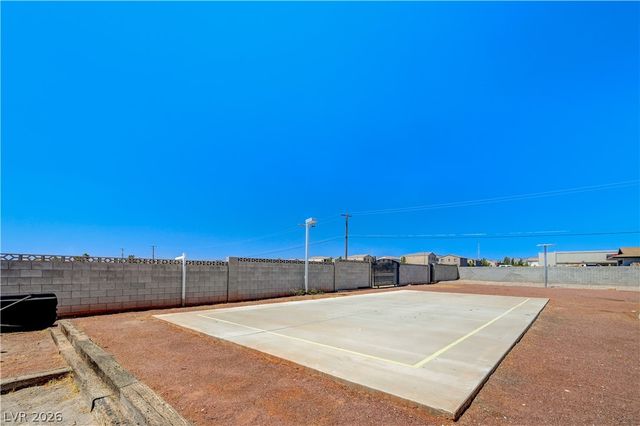 7477 Ullom Drive, Las Vegas, NV 89139