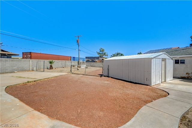 7477 Ullom Drive, Las Vegas, NV 89139