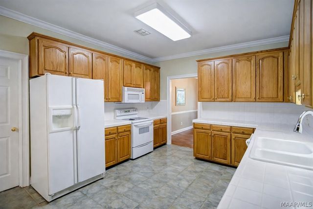 134 Laurelwood Drive, Pike Road, AL 36064