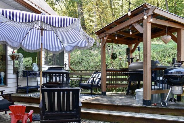 2331 Goodview ROAD, Winona, MN 55987