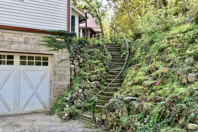 2331 Goodview ROAD, Winona, MN 55987