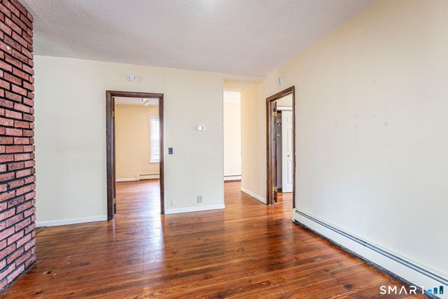 41-43 Dean Street, Hartford, CT 06114