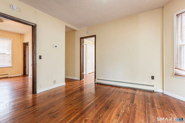 41-43 Dean Street, Hartford, CT 06114