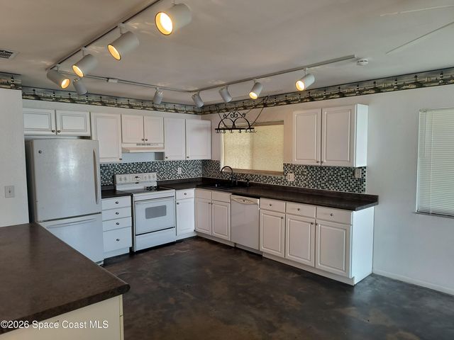 122 Cardinal Drive, Sebastian, FL 32958