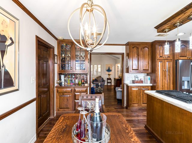 818 Olney Oak Drive, Houston, TX 77079