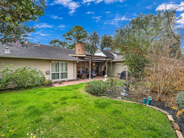 818 Olney Oak Drive, Houston, TX 77079