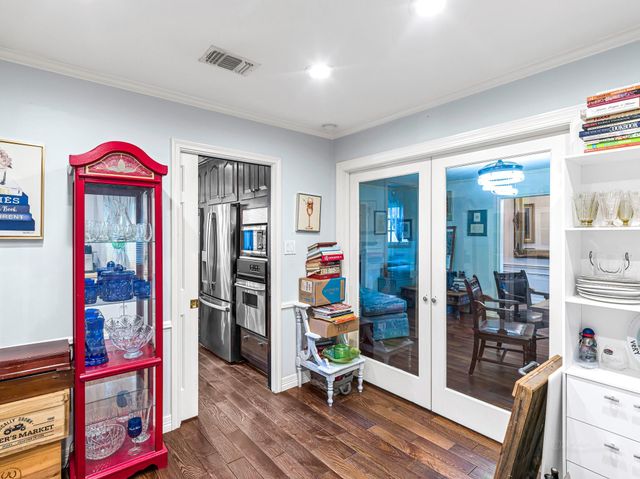 818 Olney Oak Drive, Houston, TX 77079