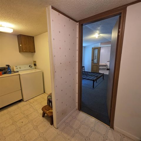 9049 N 80th Avenue, Pentwater, MI 49449