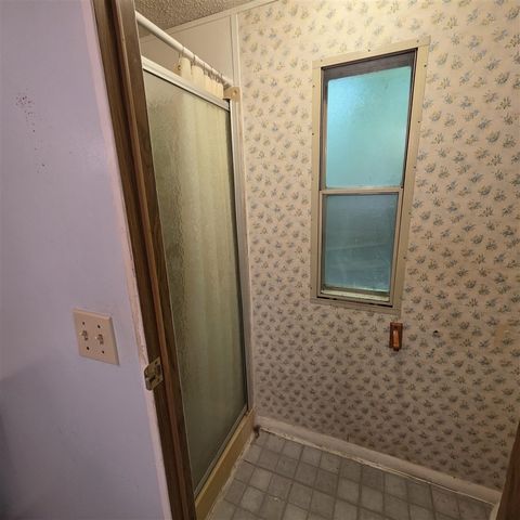 9049 N 80th Avenue, Pentwater, MI 49449