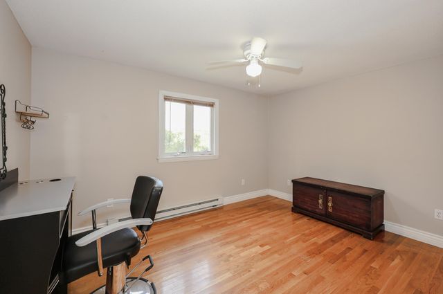 50 Dutton Road, Pelham, NH 03076