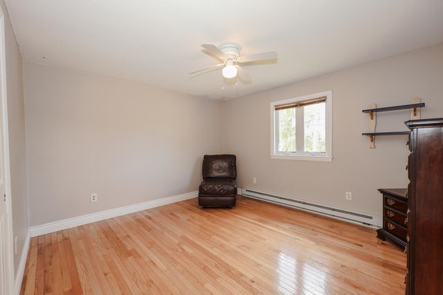 50 Dutton Road, Pelham, NH 03076