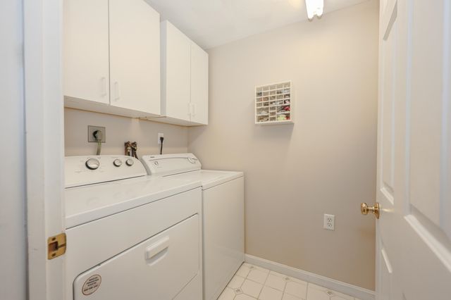 50 Dutton Road, Pelham, NH 03076