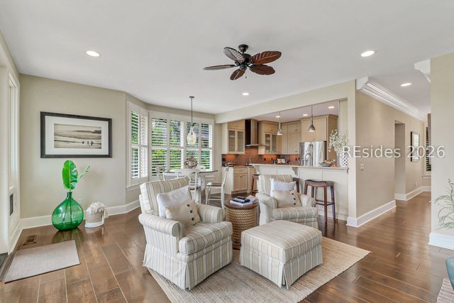 21 Long Marsh Ln, Hilton Head Island, SC 29928