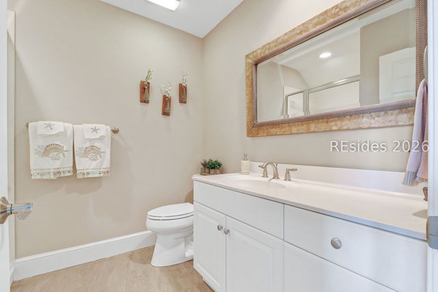 21 Long Marsh Ln, Hilton Head Island, SC 29928