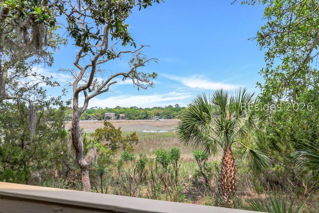 21 Long Marsh Ln, Hilton Head Island, SC 29928