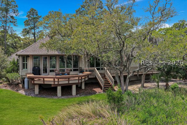 21 Long Marsh Ln, Hilton Head Island, SC 29928