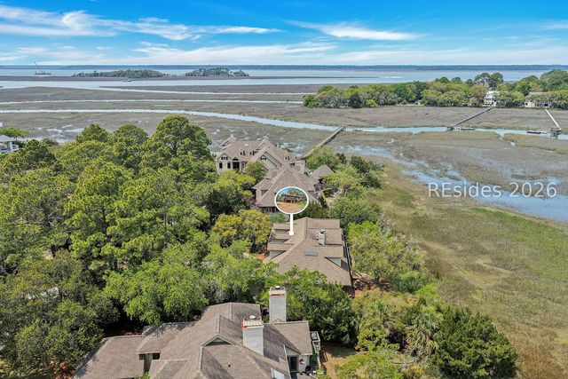 21 Long Marsh Ln, Hilton Head Island, SC 29928
