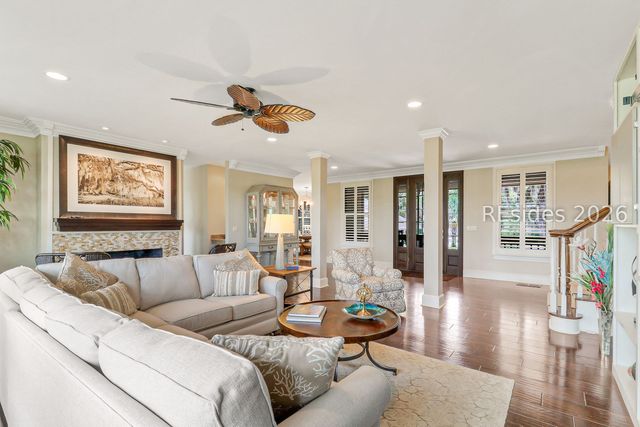 21 Long Marsh Ln, Hilton Head Island, SC 29928