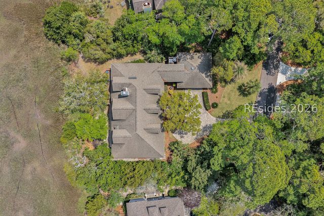 21 Long Marsh Ln, Hilton Head Island, SC 29928