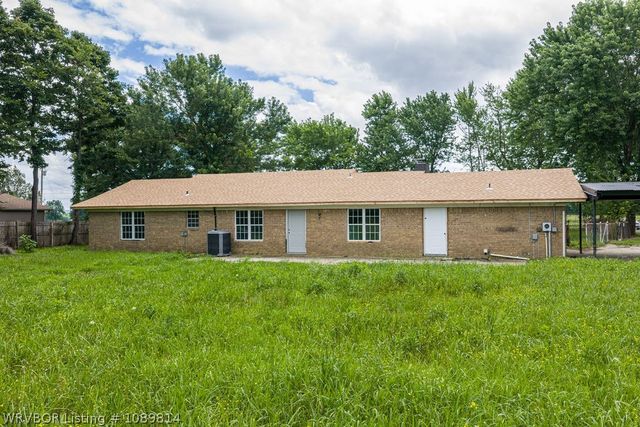 3416 Red Hill Road, Alma, AR 72921