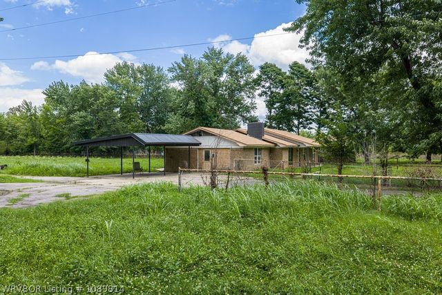 3416 Red Hill Road, Alma, AR 72921