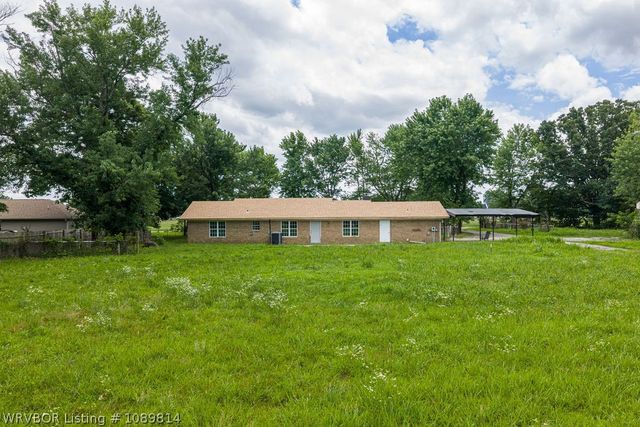 3416 Red Hill Road, Alma, AR 72921