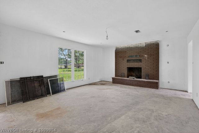 3416 Red Hill Road, Alma, AR 72921