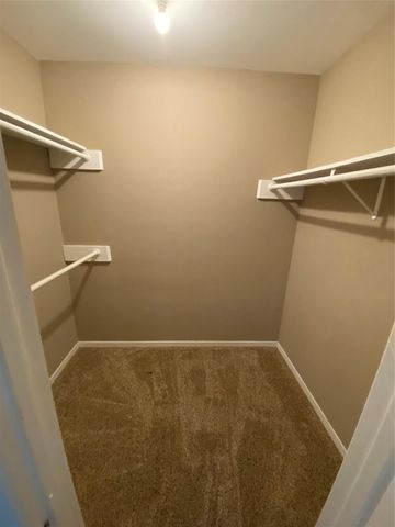 1519 S 8th Street, La Porte, TX 77571