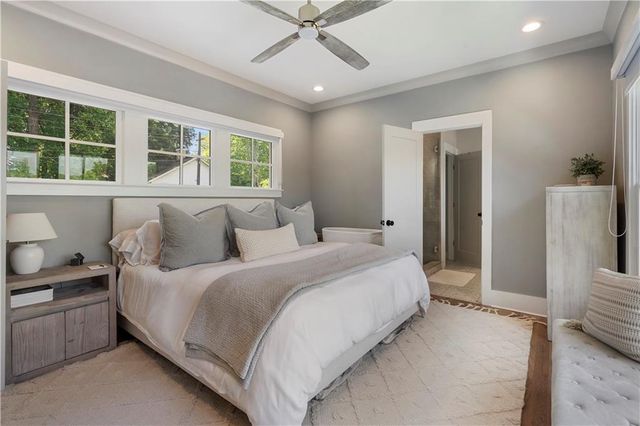 1053 Atlantic Drive NW B, Atlanta, GA 30318