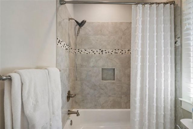 1053 Atlantic Drive NW B, Atlanta, GA 30318