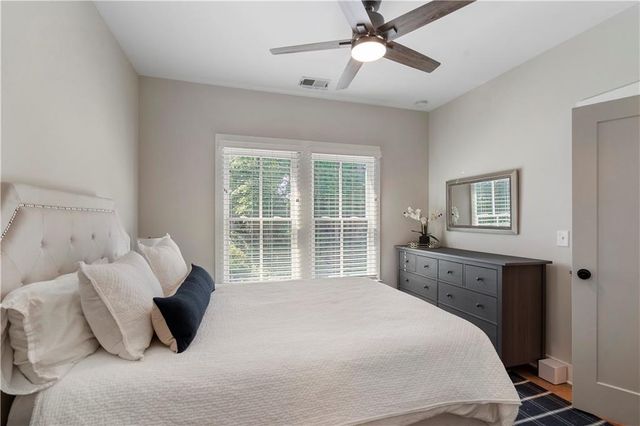 1053 Atlantic Drive NW B, Atlanta, GA 30318