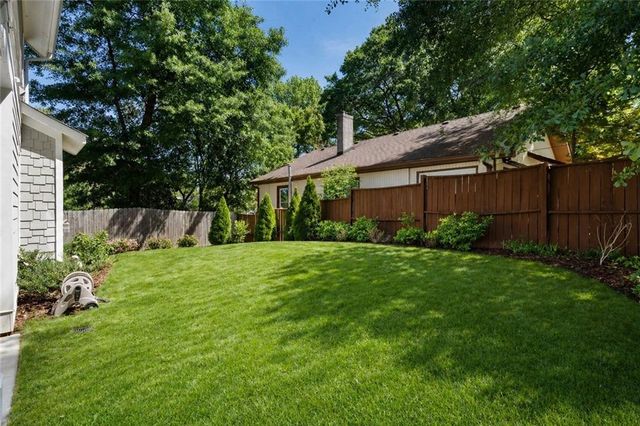 1053 Atlantic Drive NW B, Atlanta, GA 30318