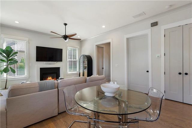 1053 Atlantic Drive NW B, Atlanta, GA 30318