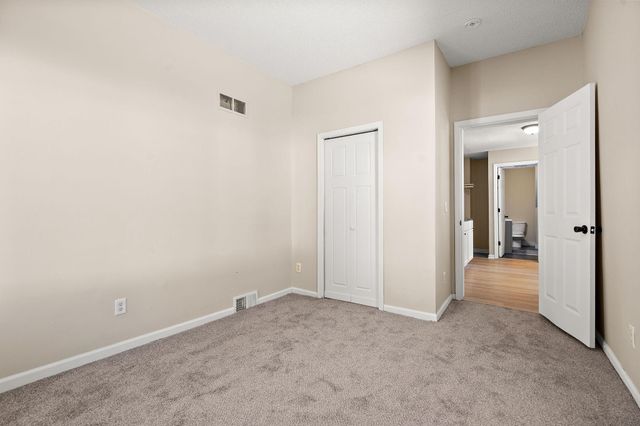 1083 Beech Street, Saint Paul, MN 55106