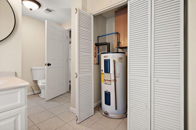 1083 Beech Street, Saint Paul, MN 55106