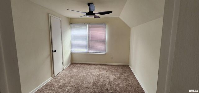 1713 5th Street N, Clinton, IA 52732