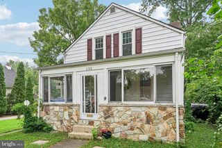 135 KEYSTONE AVE, Morrisville, PA 19067