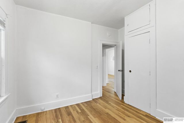 338 N 36th Street, Omaha, NE 68131