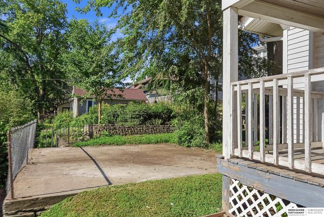 338 N 36th Street, Omaha, NE 68131