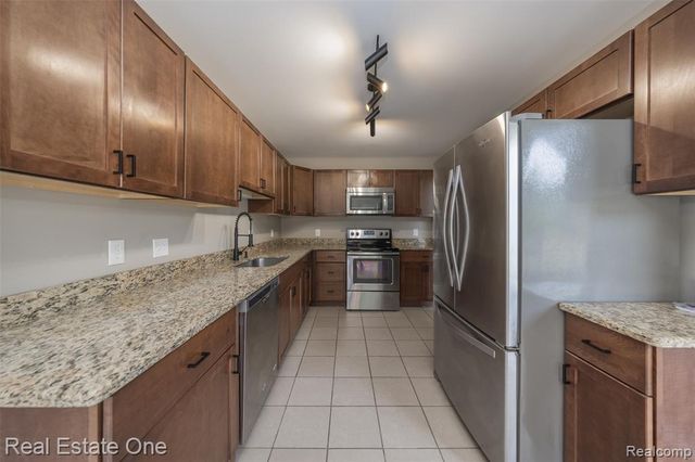 1285 16th Street 22, Detroit, MI 48216