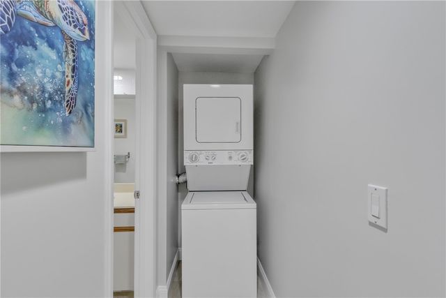 38 Plantation Drive 201, Vero Beach, FL 32966