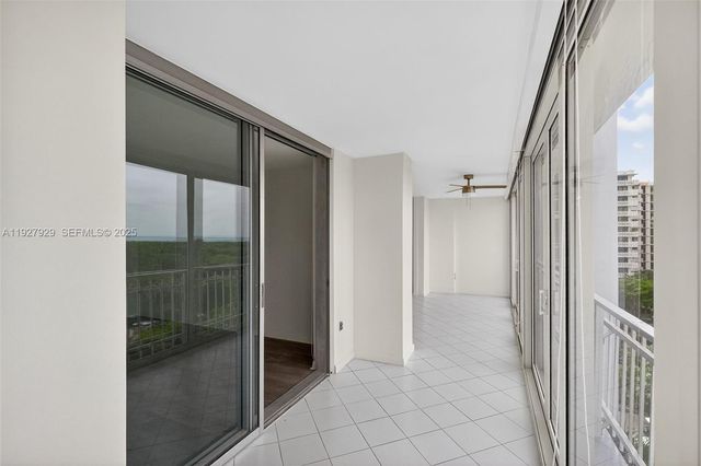 600 Grapetree Dr 8FS, Key Biscayne, FL 33149