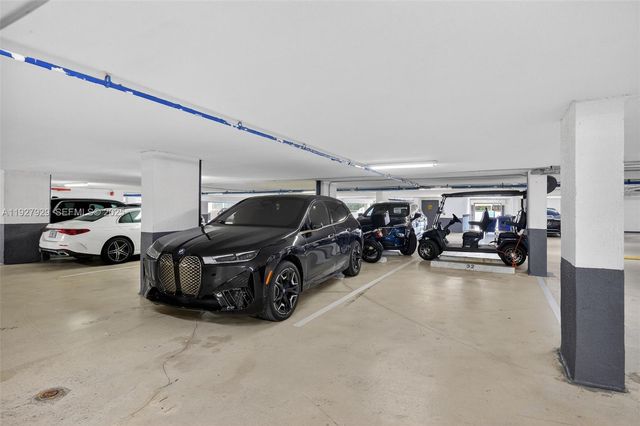 600 Grapetree Dr 8FS, Key Biscayne, FL 33149