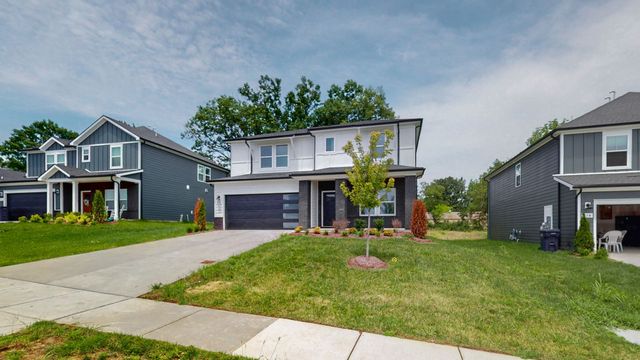 418 Long Dr, Smyrna, TN 37167