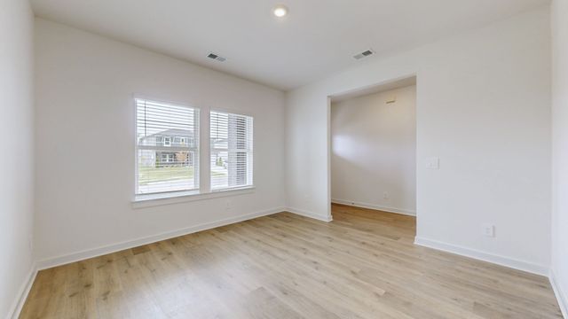 418 Long Dr, Smyrna, TN 37167