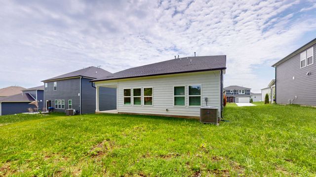 418 Long Dr, Smyrna, TN 37167