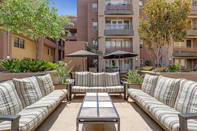201 E Angeleno Avenue 326, Burbank, CA 91502