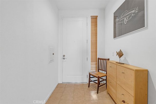 201 E Angeleno Avenue 326, Burbank, CA 91502