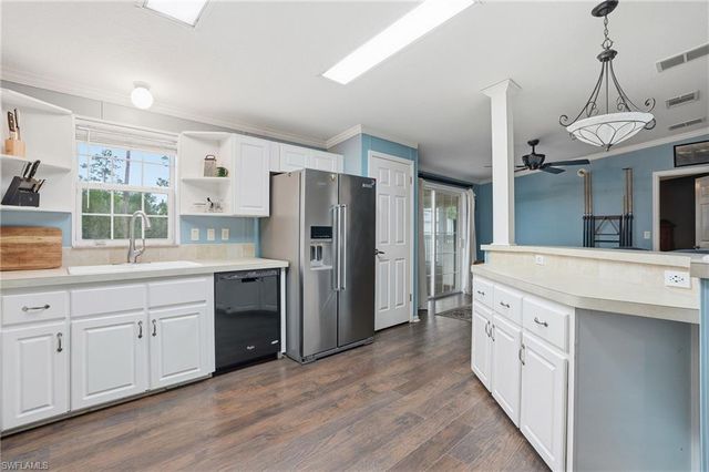 3361 2nd AVE NE, Naples, FL 34120